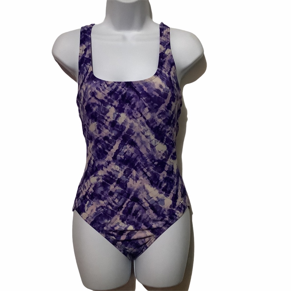 Speedo lady swimsuit size 8